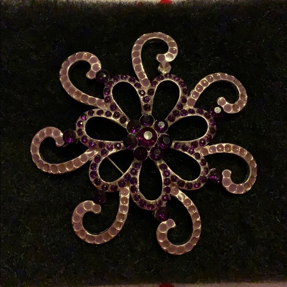 Brooch - Picture 2 of 4